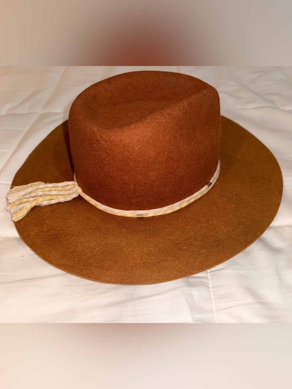 Goorin Bros Rust-Brown Felt Rancher Hat with Cream Band - Picture 2 of 8